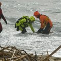 Četrdeset jedan migrant poginuo u brodolomu kod Italije