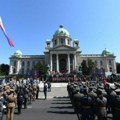 Održana svečana promocija najmlađih oficira Vojske Srbije Helikopteri i migovi nadletali Beograd