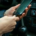Ako punite mobilni telefon u autu, odmah prestanite: Kad vidite koliku štetu time činite, iskorenićete ovu naviku
