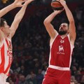 Nikola Mirotić se slikao sa popom pred meč sa Zvezdom: Tu je i igrač crveno-belih koji je pozajmljen u Italiju