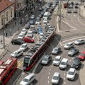 Nedelja, a u Beogradu gužva kao da je radni dan: Vozila mile u ovom delu grada, a evo šta je razlog