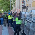 Policija prekinula blokadu Osnovnog suda