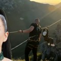 Jecala na sav glas Tijana Milentijević se zaglavila na ziplajnu, grcala u suzama dok je bespomoćno visila nad provalijom…
