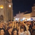 Zborovi Novog Sada pozvali građane u kampus da brane studente