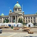 Vučić najavio sklanjanje kampa kod Skupštine: Zamoliću ih da se pomere da bi oslobodili saobraćaj