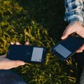Како да поделите број телефона за секунд само спајањем два иПхоне-а