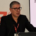 Kao da živimo u najmračnijem periodu srednjeg veka: Lekar Vladimir Zdravković nastavlja borbu zbog nezakonite smene sa mesta u…