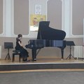 Muzika, diplome i emocije na koncertu učenika škole „Stanislav Binički“
