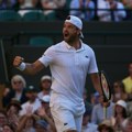 "Ludnica" na Vimbldonu - Dimitrov šokirao Menšika!