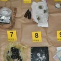 МУП: Заплењено 11,4 литра "дроге за силовање", ухапшене две особе