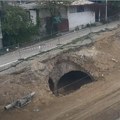 Ovaj misteriozni tunel kod Prokopa zbunjuje Beograđane: Evo koja priča se krije iza 180 metara crne rupe