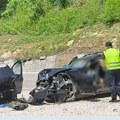 Tragedija kod Nove Varoši u sudaru "audija" i "pežoa" jedna osoba nastradala, četiri u bolnici (foto)