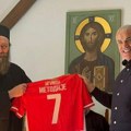 Delegacija FK Crvena zvezda posetila Hilandar