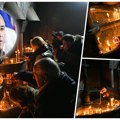 Tišina, tuga, sveće za ubijenog Olivera Ivanovića: Pogledajte prve slike iz Crkve Svetog Marka