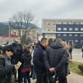 Prikupljeni potpisi za smenu gradonačelnika u Kosovskoj Mitrovici i Leposaviću