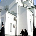 SPC: Danas u podne zvoniće zvona na svim pravoslavnim hramovima