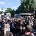 Duško Vujošević govorio na protestnom skupu navijača crno-belih: Partizan se godinama planski uništava (VIDEO)