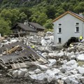 Odron u švajcarskim Alpima: Jedna osoba poginula, tim od 200 spasilaca traga za nestalima (VIDEO, FOTO)