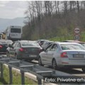 Kolone i usporena vožnja na putevima širom Srbije – evo gde je najgore