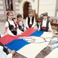 Niški osnovci vršnjacima iz dijaspore kroz video približavaju zavičaj i ukazuju šta moraju da vide u Srbiji
