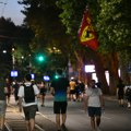„Oni dolaze“: Najlepši defile maturanata koji je Beograd video desio se sinoć u Bulevaru kralja Aleksandra
