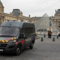 Крађа из музеја Лувр: Нестали накит додат у Интерполову базу података