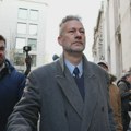 Бивши британски европосланик осуђен на 10 и по година затвора због мита: Давао проруске изјаве у замену за новац