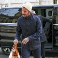 Šta bi, zaboga, David Beckham mogao da nosi u ovoj džinovskoj Hermès torbi?