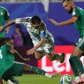 (Video) Het-trik čudesnog Mesija: Argentina savladala Alžir na startu Svetskog prvenstva