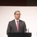 Vučić: Penzionerima u septembru jednokratna pomoć i povećanje penzija krajem godine