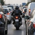 Provlačenje motociklista između drugih vozila: Stručnjak o tome šta je dozvoljeno, a šta ne