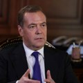Medvedev poziva rusku vojsku: Za odmazdu birajte nestandardne mete