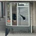 Silovatelj iz lifta pravio haos i u Aleksincu: Pre jezivog napada na devojku u zgradi u centru Niša, manijak napadao žene i…