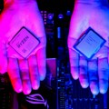Mačke i psi zajedno: Intel nudi proizvodnju čipova zakletim rivalima AMD i Nvidia