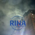 Haos u Čačku: Vatra guta poslednji sprat stambene zgrade na Ljubić keju, svi stanari odmah evakuisani (FOTO)(VIDEO)