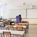 Vlada naložila izmene Školskog kalendara radi nadoknade nastavnih dana