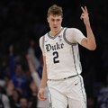 Ko je kuper Fleg, buduća zvezda NBA lige?! "Generacijski talenat" nije ni stigao na veliku scenu, a već je digao prašinu…