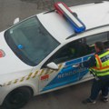 Dečak (13) klao majku i baku, policija zatekla užas u kući: Horor kod Đera