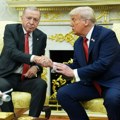 Tramp na sastanku sa Erdoganom: "Želim da Turska prestane da kupuje rusku naftu"