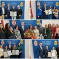 Na Savindan, po tradiciji, uručena priznanja istaknutim prosvetnim radnicima i timovima