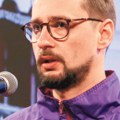 Savremeni identitet, migracije i dom