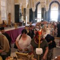 Više od pola miliona vernika se poklonilo pojasu Presvete Bogorodice! Oglasila se SPC: U Hramu će biti do subote
