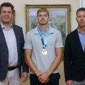 Niko kao žarko: U Gradsnjkoj kući u Šapcu održan prijem za šampiona Svetskog kupa u kajaku
