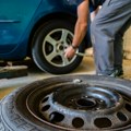 Od sutra obavezna upotreba zimskih guma i auto-opreme 