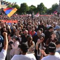 Haos u Jermeniji: Na protestima u Jerevanu traži se ostavka premijera Pašinjana (foto)