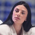 Oni na balkonu, Ivana Španović na travi: Oglasila se ponovo na Instagramu, scenario se ponavlja