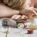 Srbi među narodima koji popiju najviše alkohola godišnje - Kada je vreme potražiti pomoć? Alkoholičar na lečenju za…
