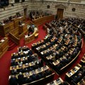 Skandal terse grčki parlament: Isključena tri ekstremno desničarska poslanika