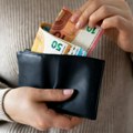 Ovo je srednju kurs dinara 17.dana jula: Evo koliko je dinar oslabio prema evru