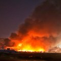 (Фото, видео) пожар гута аеродром! Огроман црни облак дима изнад писте у престоници, обустављени сви летови: Језиви призори…